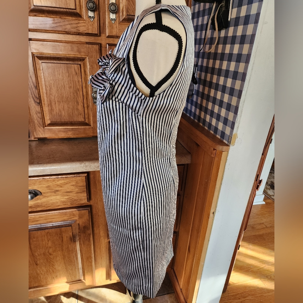 Banana Republic Striped Double Bow Sleeveless 0Shift Dress Size 4P - Picture 4 of 10
